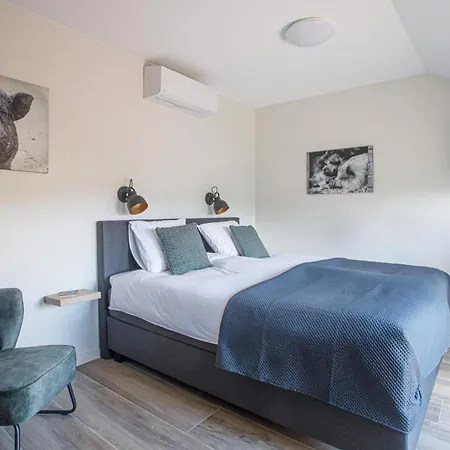 Bed & Breakfast Barn24 - The Sty *
